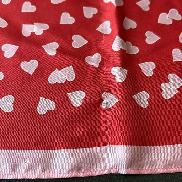 KATE SPADE ♠️ Fluttering Red Heart Links Silk Bandana NWT - Picture 4 of 5